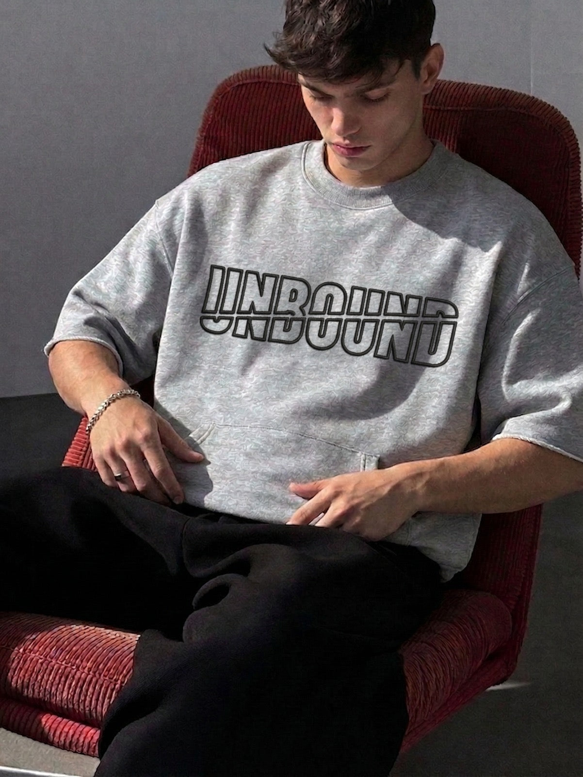 Sweat Oversize “UNBOUND”